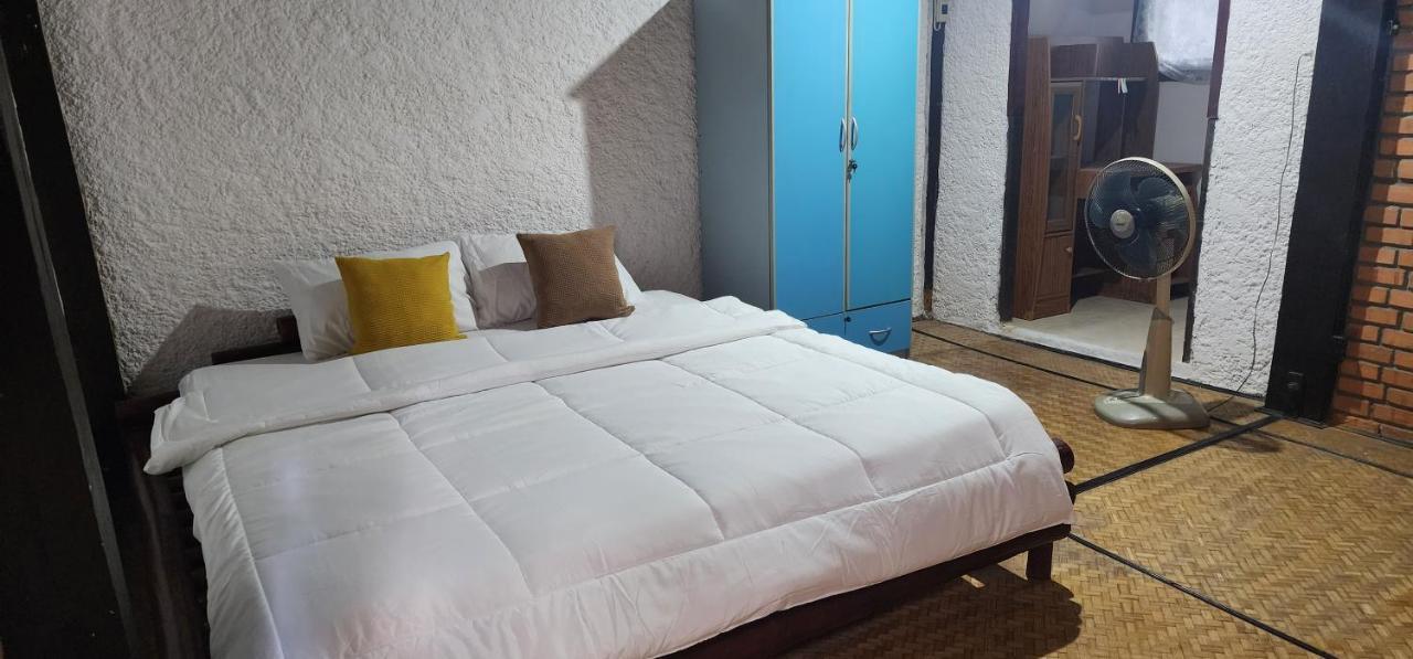 Hostel Cozy Nest Cnx Chiang Mai Exterior foto