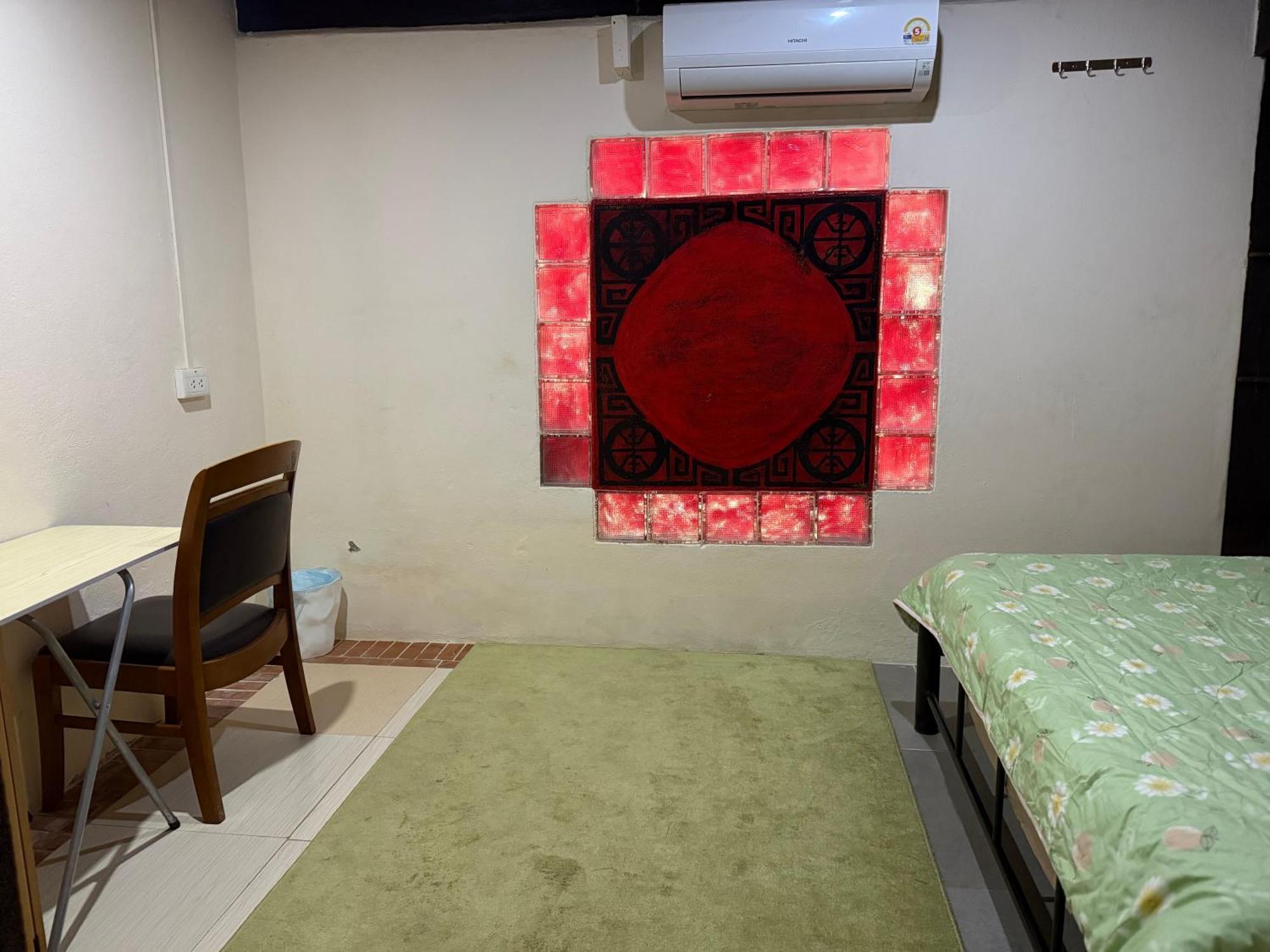 Hostel Cozy Nest Cnx Chiang Mai Exterior foto
